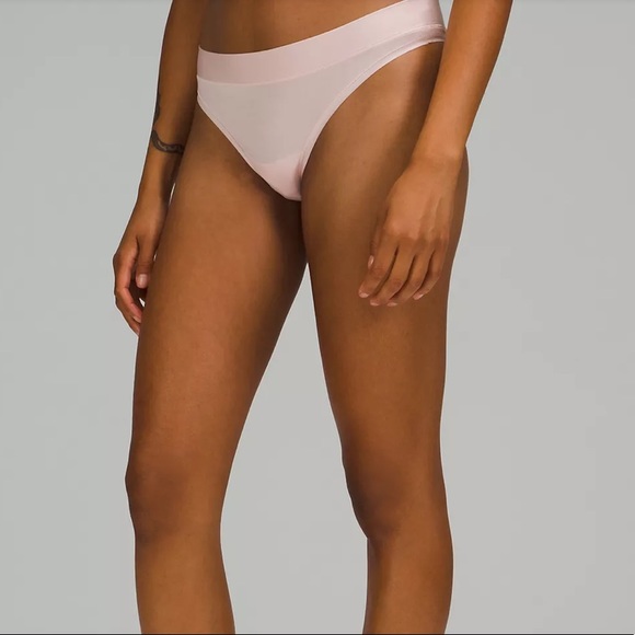 Lululemon UnderEase Mid-Rise Thong Underwear 3 Pack - Picture 2 of 6